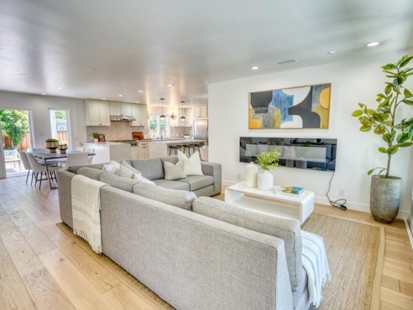 952 6th Avenue, Redwood City CA 94063