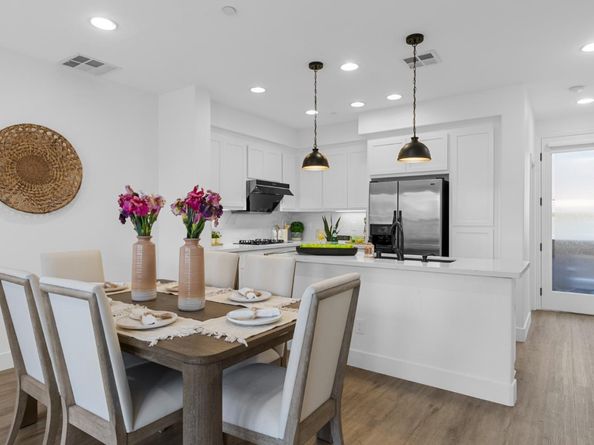1469 W San Carlos Street, San Jose CA 95126