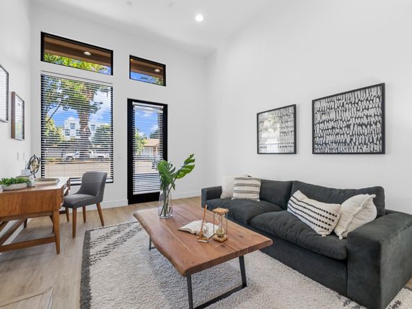 1469 W San Carlos Street, San Jose CA 95126