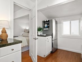 302 Laurel Street, Santa Cruz CA 95060