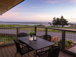 355 Avenue Alhambra, El Granada CA 94018