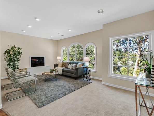 37 San Francisco Avenue, Brisbane CA 94005