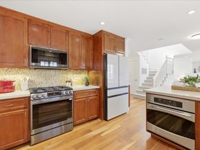 612 Hudson Street, Redwood City CA 94061