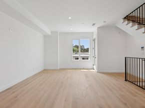 1433 Floribunda Avenue 6, Burlingame CA 94010