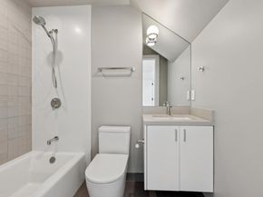 1433 Floribunda Avenue 6, Burlingame CA 94010