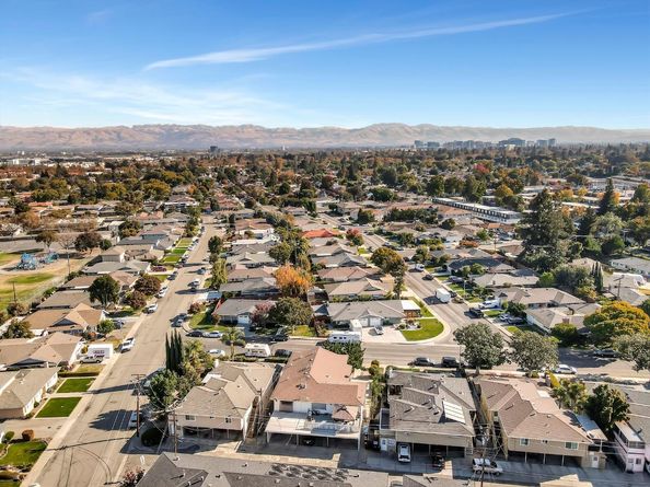 Roxbury, Santa Clara CA 95050