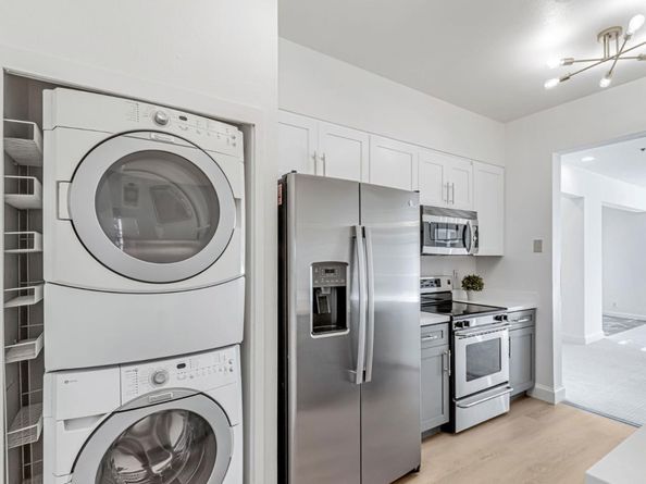 97 E Saint James Street 51, San Jose CA 95112