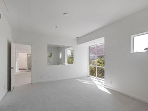 97 E Saint James Street 51, San Jose CA 95112