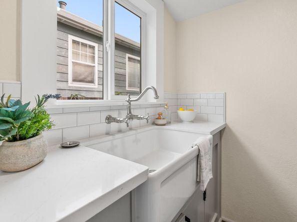 126 Cedar Street, Santa Cruz CA 95060