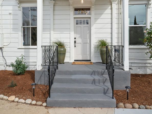 126 Cedar Street, Santa Cruz CA 95060