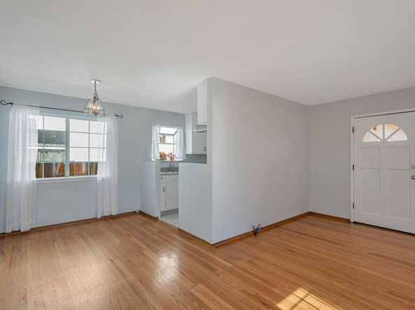 250 San Carlos Avenue, Redwood City CA 94061