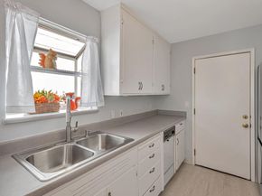 250 San Carlos Avenue, Redwood City CA 94061