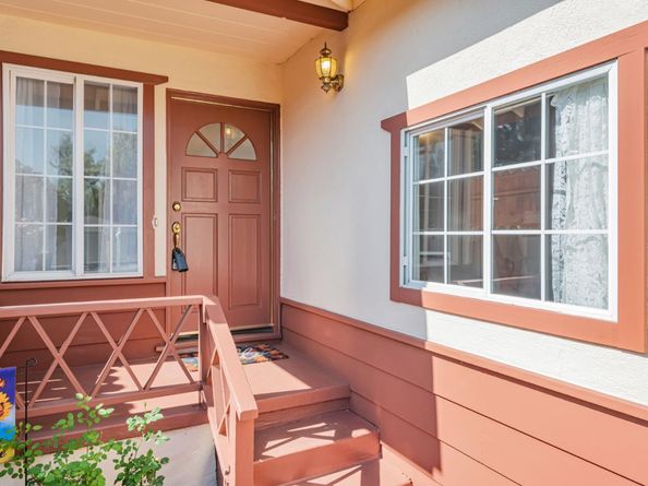 250 San Carlos Avenue, Redwood City CA 94061