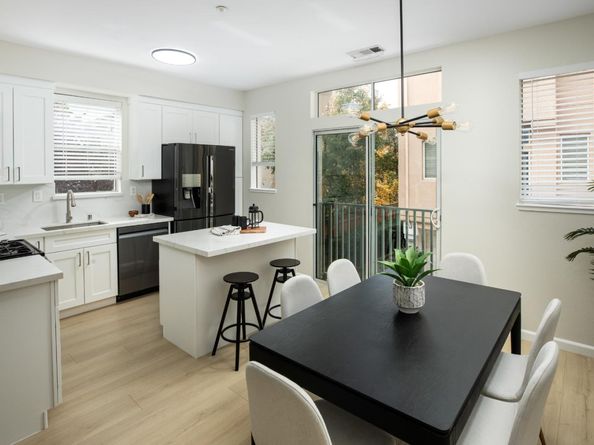 143 Frederick Court, Mountain View CA 94043