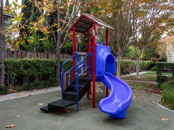 143 Frederick Court, Mountain View CA 94043