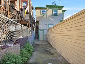 603 Madison Street, Oakland CA 94607