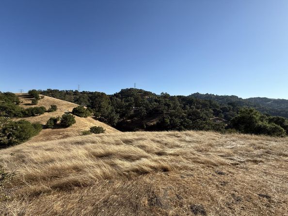 575 Morecroft Road, Lafayette CA 94549