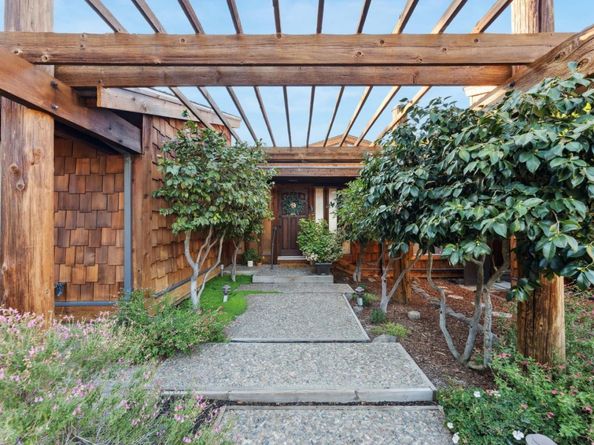 575 Morecroft Road, Lafayette CA 94549