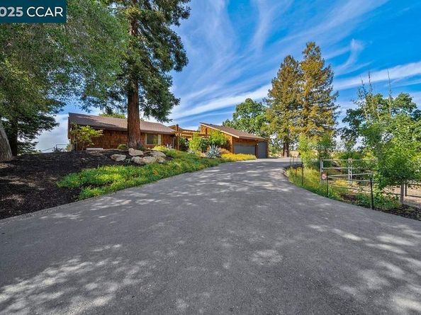 575 Morecroft Road, Lafayette CA 94549