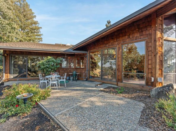 575 Morecroft Road, Lafayette CA 94549