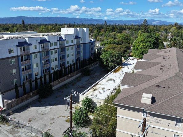 Almaden, San Jose CA 95125