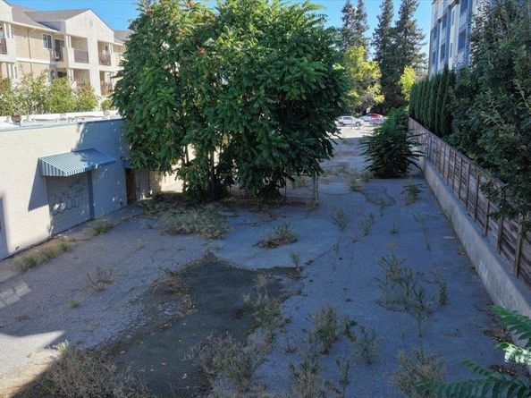 Almaden, San Jose CA 95125