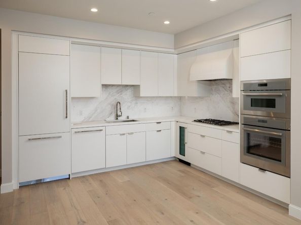 450 First Street 204, Los Altos CA 94022