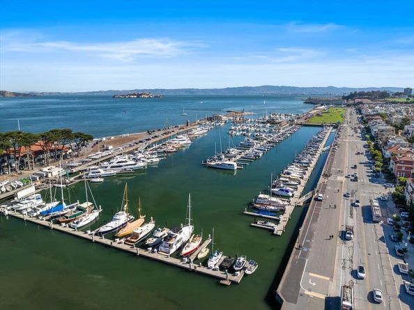 3736 Broderick Street, San Francisco CA 94123