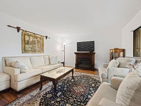 3350 La Mesa Drive 10, San Carlos CA 94070