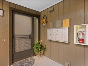 3350 La Mesa Drive 10, San Carlos CA 94070