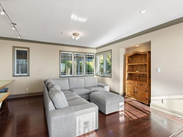 107 Dolphine Avenue, El Granada CA 94018