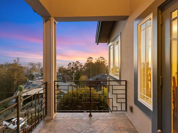 107 Dolphine Avenue, El Granada CA 94018