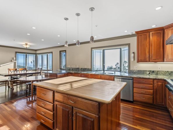 107 Dolphine Avenue, El Granada CA 94018