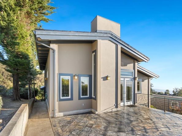 107 Dolphine Avenue, El Granada CA 94018