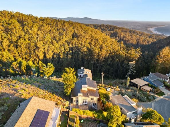 107 Dolphine Avenue, El Granada CA 94018