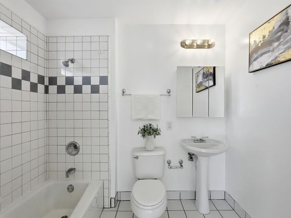 15821 Rica Vista Way, San Jose CA 95127