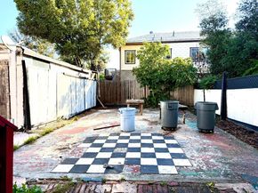 5706 Genoa Street, Oakland CA 94608