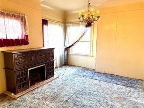 5706 Genoa Street, Oakland CA 94608