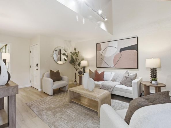 505 Cypress Point Drive 263, Mountain View CA 94043