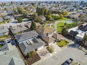 131 Yawl Court, Foster City CA 94404