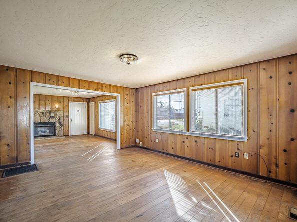 35 Sycamore Street, Watsonville CA 95076