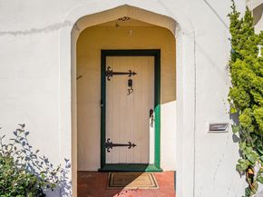 35 Sycamore Street, Watsonville CA 95076