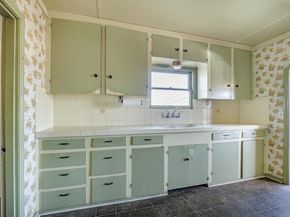 35 Sycamore Street, Watsonville CA 95076