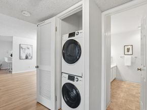 35 W 20th Avenue 203, San Mateo CA 94403