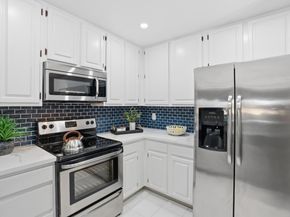 35 W 20th Avenue 203, San Mateo CA 94403