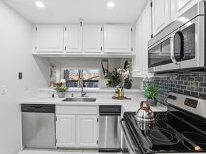 35 W 20th Avenue 203, San Mateo CA 94403