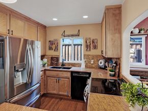 2100 Oberlin Street, Palo Alto CA 94306