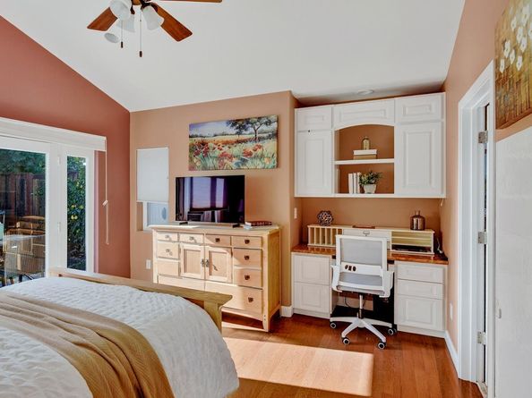 2100 Oberlin Street, Palo Alto CA 94306