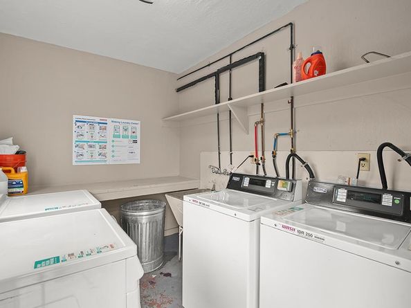 Leigh, San Jose CA 95128