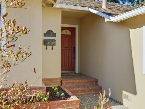 1716 Rosemary Lane, Redwood City CA 94061